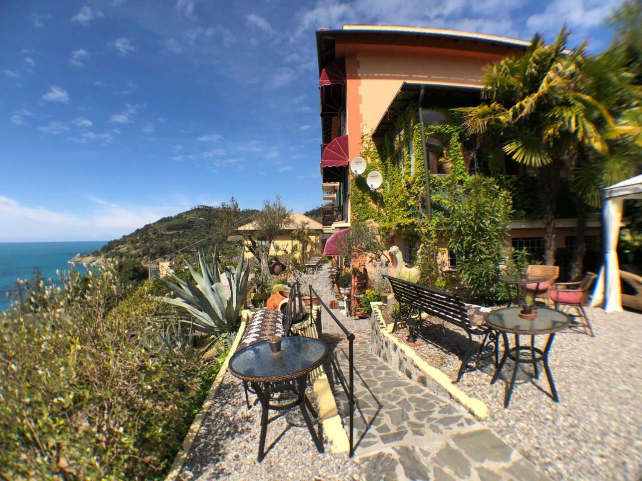 Hotel Villa Belvedere Bonassola Bagian luar foto